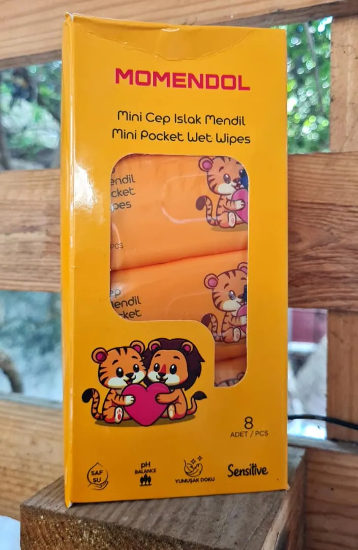 Mini toallita húmeda Momendol (unidad)